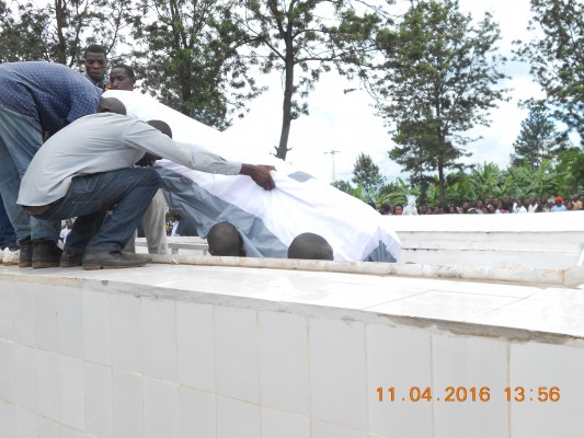 Imibiri yashyinguwe mu cyubahiro