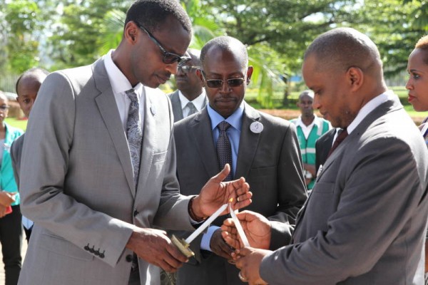 Hacanwe urumuri rw'icyizere