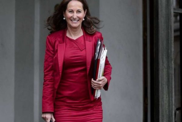 Madame Ségolène Royal, yabyaranye abana bane na Perezida Francois Hollande n'ubwo batasezeranye mu mategeko.