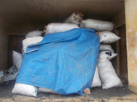 Sector's officials caught some sacs of charcoals which were illegally burnt (Photo/Elias H.)
