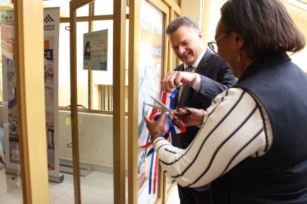 Minisiter na Ambasador bafungura iki kigo
