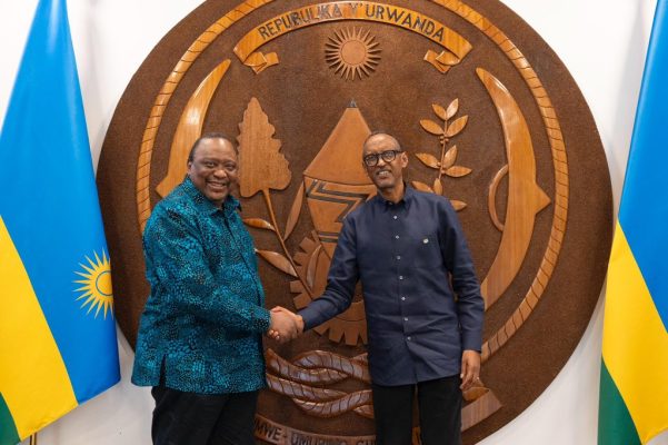 Kagame yakira Kenyatta