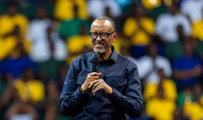 “Yarananiye muvaho,” Perezida Kagame ku mukozi yirukanye amuziza inzoga